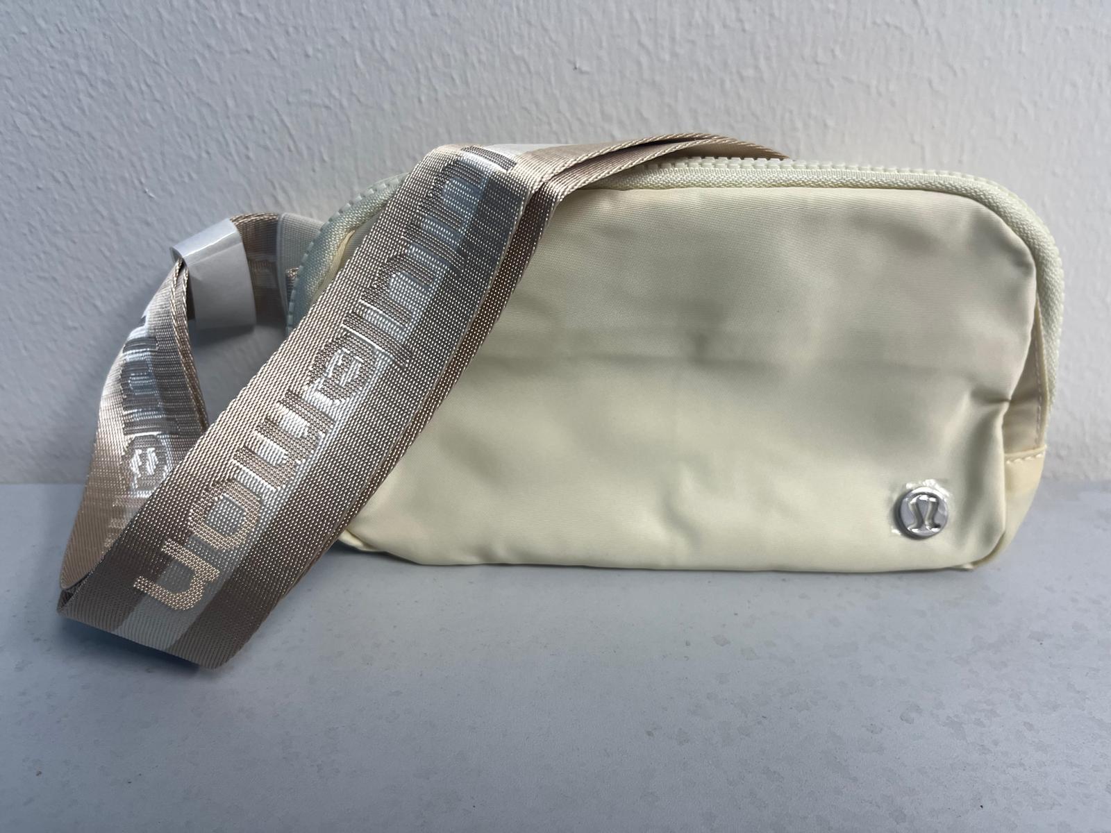 lululemon Everywhere Crossbody Bag White Opal Raw Linen White NWT